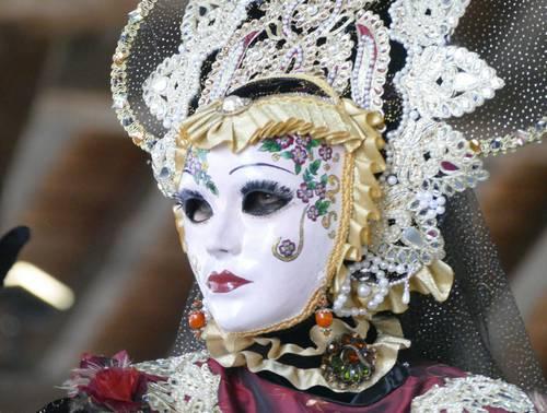 Mascarade